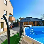 Апартаменты Majda 2223