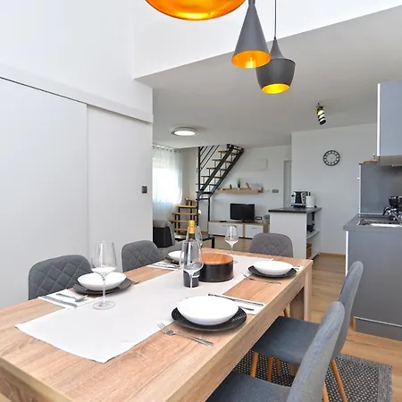 Majda 2223 * Vodnjan